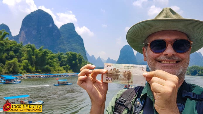 In navigazione sul fiume Li, la banconota da 20 yuan